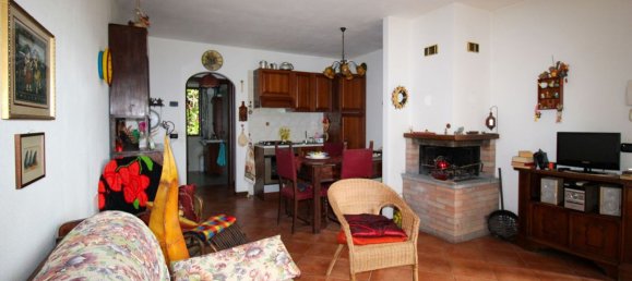 3 rooms Apartment in Alta Valle Intelvi, Italy No. 272365 12