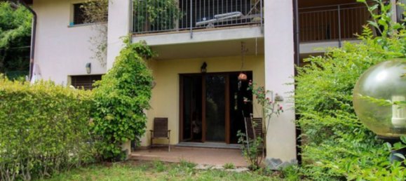 3 rooms Apartment in Alta Valle Intelvi, Italy No. 272365 2