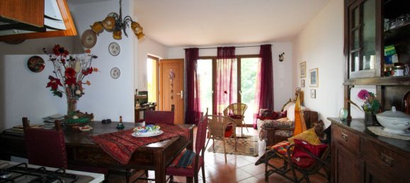 3 rooms Apartment in Alta Valle Intelvi, Italy No. 272365 10