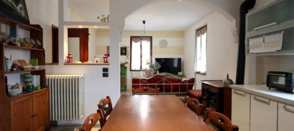 3 bedrooms House in Montirone, Italy No. 60135 6