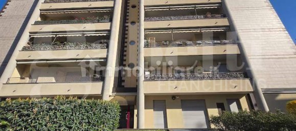 Apartamento de 2 dormitorios en Sesto San Giovanni, Italy No. 54965 21