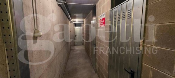 Apartamento de 2 dormitorios en Sesto San Giovanni, Italy No. 54965 17