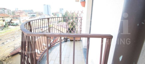 Apartamento de 2 dormitorios en Sesto San Giovanni, Italy No. 54965 39