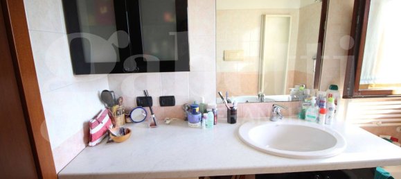 Apartamento de 2 dormitorios en Sesto San Giovanni, Italy No. 54965 9