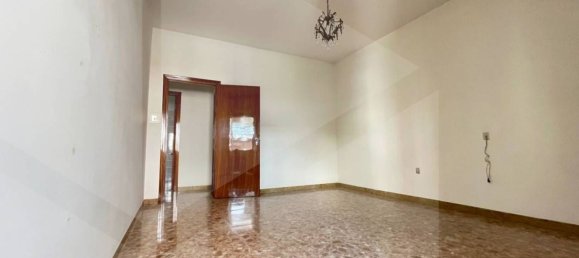 5 rooms Apartment in Pescara, Italy No. 20679 9