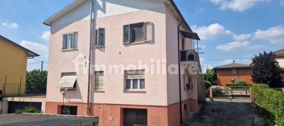 2 bedrooms Apartment in Verona, Italy No. 289523 2