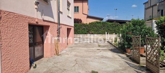 2 bedrooms Apartment in Verona, Italy No. 289523 28