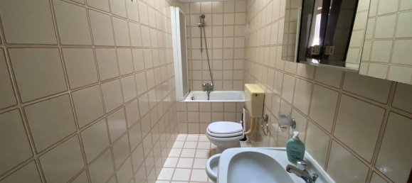 4 Schlafzimmer Wohnung in Marchirolo, Italy, Nr. 363521 8