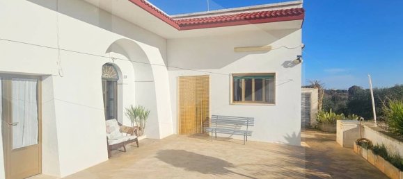 Вилла с 9 комнатами в Локоротондо, Италия № 18907 34