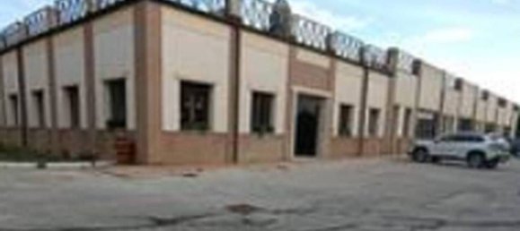 Склад 640м² в Сант Эльпидио а Маре, Италия № 306877 10