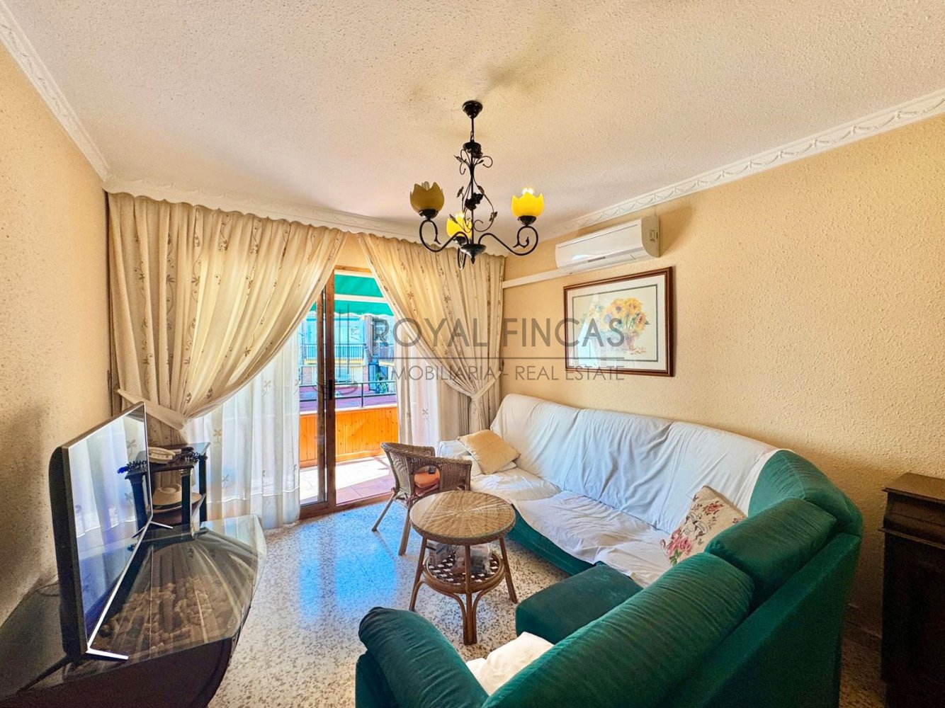 Квартира с 3 спальнями в Бенальмадена, Испания № 244372