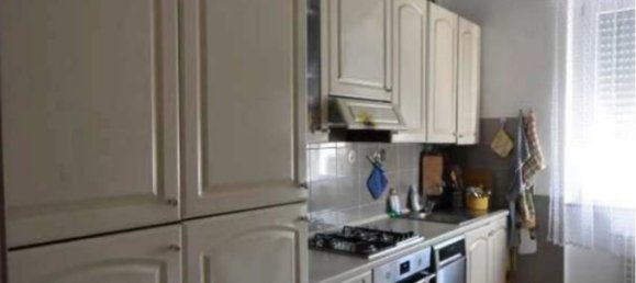 4 rooms Apartment in Piacenza, Italy No. 94698 9