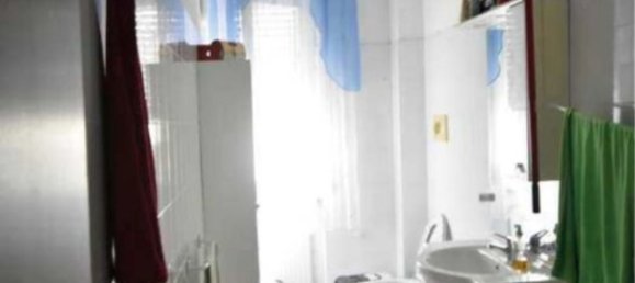 4 rooms Apartment in Piacenza, Italy No. 94698 33