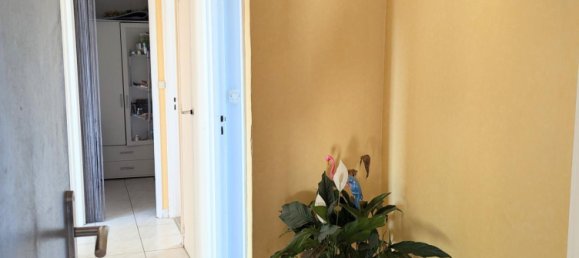 Apartamento de 2 dormitorios en Villeneuve-d'Ascq, France No. 156967 10