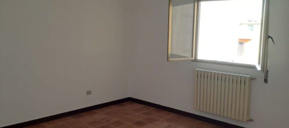 7 Schlafzimmer Wohnung in Vittoria, Italy, Nr. 327153 6