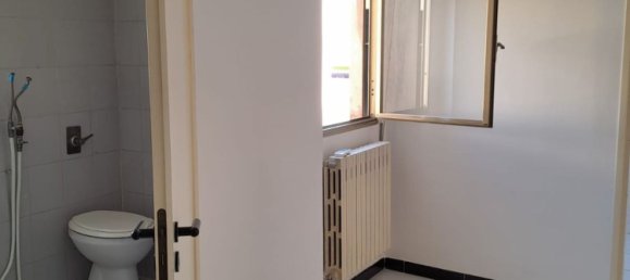 7 Schlafzimmer Wohnung in Vittoria, Italy, Nr. 327153 8