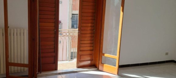 7 Schlafzimmer Wohnung in Vittoria, Italy, Nr. 327153 3