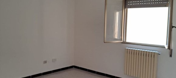 7 Schlafzimmer Wohnung in Vittoria, Italy, Nr. 327153 4