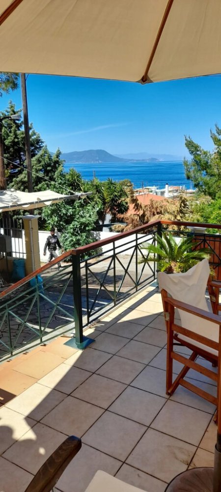 2 bedrooms Commercial property in Vilia, Greece No. 52613