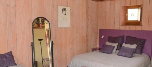 Casa de 8 dormitorios en Estissac, France No. 76385 12