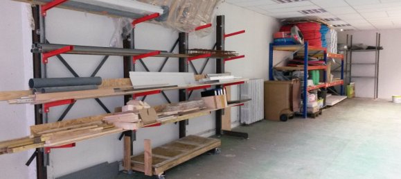 285m² Warehouse in Romorantin-Lanthenay, France No. 82431 6