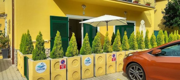 8 rooms House in Portovenere, Italy No. 159612 6