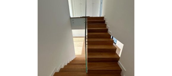 4 bedrooms Villa in Cascais, Portugal No. 171499 24