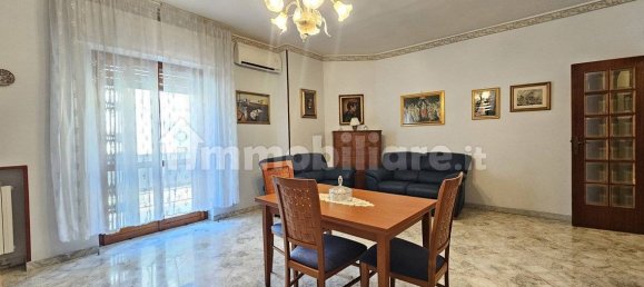 Apartamento T4 em Taranto, Italy N.º 260773 8