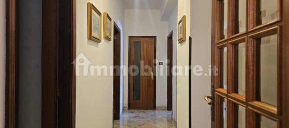 Apartamento T4 em Taranto, Italy N.º 260773 10