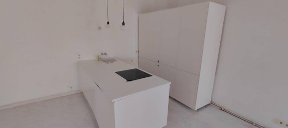 Квартира с 4 комнатами в Нойбау, Австрия № 101265 6