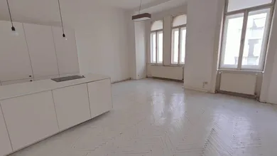 Квартира с 4 комнатами в Нойбау, Австрия № 101265