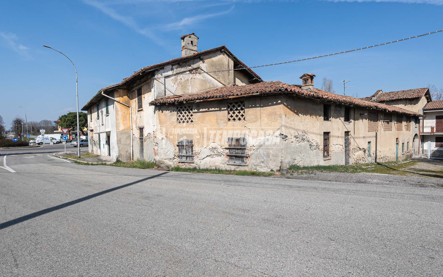 8-Zimmer Haus in Lurago d'Erba, Italy, Nr. 74580