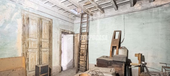 8-Zimmer Haus in Lurago d'Erba, Italy, Nr. 74580 12