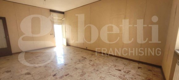 3 Schlafzimmer Wohnung in Syracuse, Italy, Nr. 242761 15