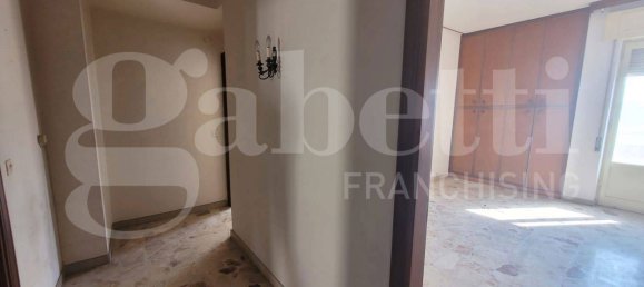 3 Schlafzimmer Wohnung in Syracuse, Italy, Nr. 242761 13