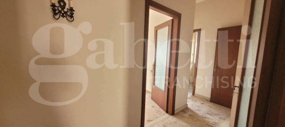 3 Schlafzimmer Wohnung in Syracuse, Italy, Nr. 242761 8