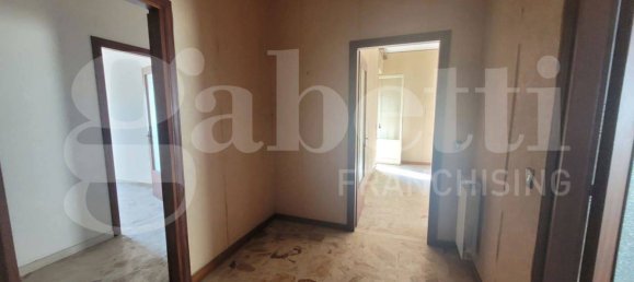 3 Schlafzimmer Wohnung in Syracuse, Italy, Nr. 242761 5