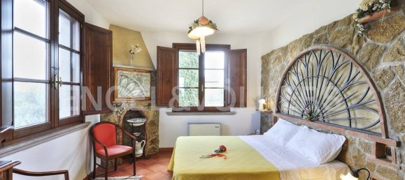 5 bedrooms Villa in Montescudaio, Italy No. 62523 24
