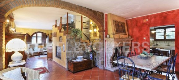 5 bedrooms Villa in Montescudaio, Italy No. 62523 14