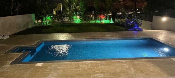 5 bedrooms Villa in Agios Tychonas, Cyprus No. 17967 9