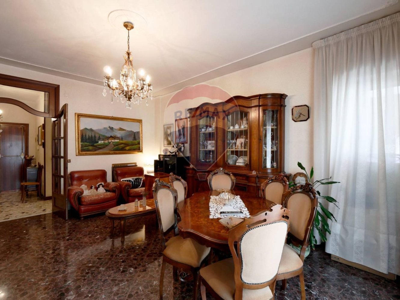 3غرفة شقة في Modugno, Italy رقم 39597