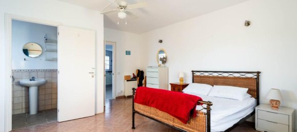 4 bedrooms Villa in Menorca, Spain No. 202068 26