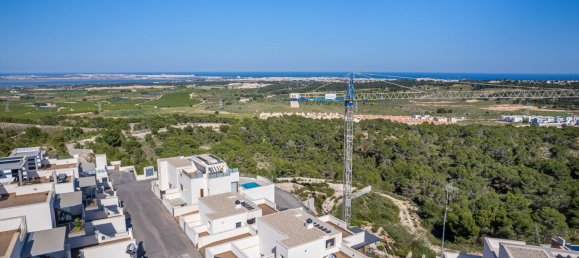 3 bedrooms Villa in San Miguel de Salinas, Spain No. 9080 10