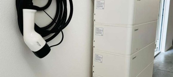 3 rooms Apartment in Caerano di San Marco, Italy No. 258763 20