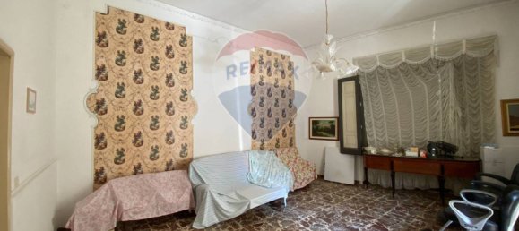 3 Schlafzimmer Haus in Comiso, Italy, Nr. 272442 8
