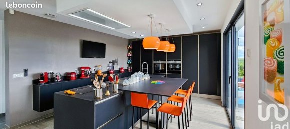 6 bedrooms House in Rouvres-Saint-Jean, France No. 273337 7