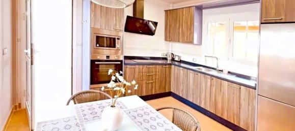 4 bedrooms Villa in Arona, Spain No. 146825 19