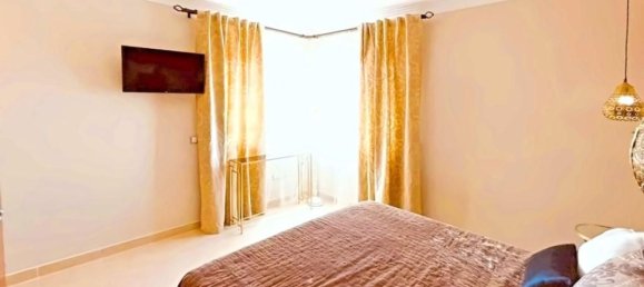 4 bedrooms Villa in Arona, Spain No. 146825 12