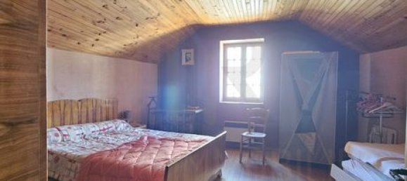 2 Schlafzimmer Haus in Lozere, France, Nr. 302854 9