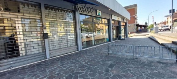 417m² Commercial property in Bologna, Italy No. 375088 9